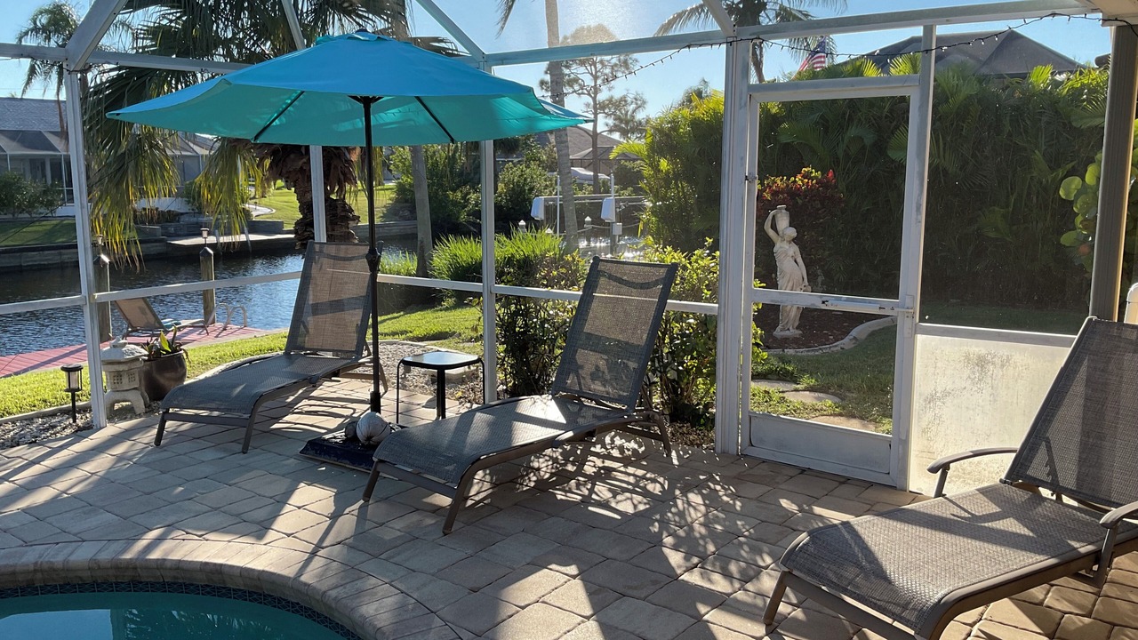 Photo of Outdoor in Pelican