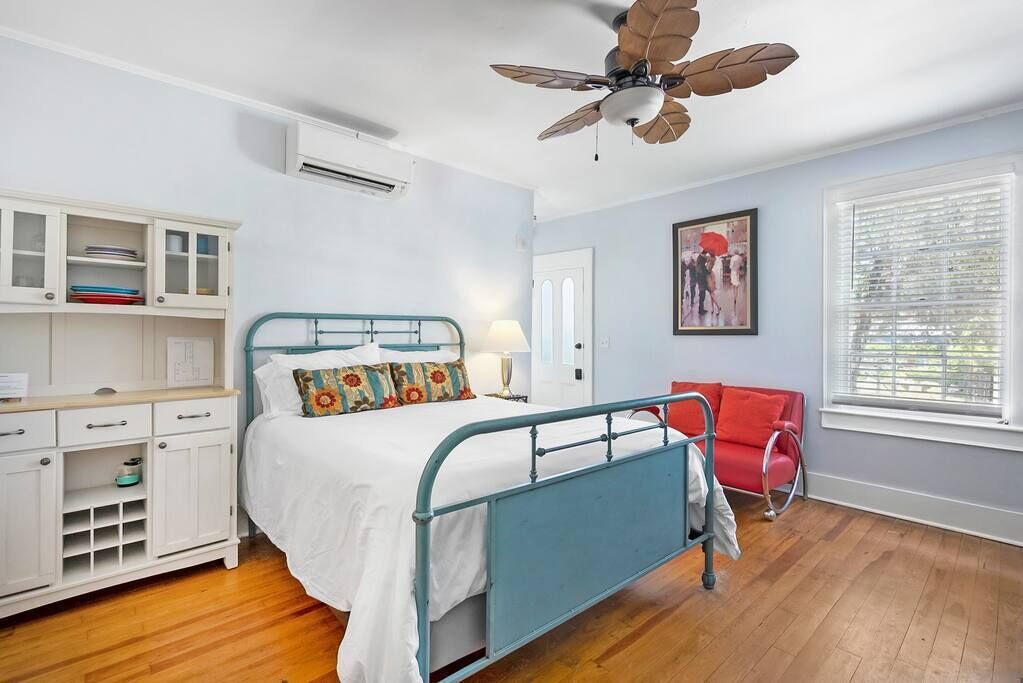 Photo of Bedroom in Downtown Historic District