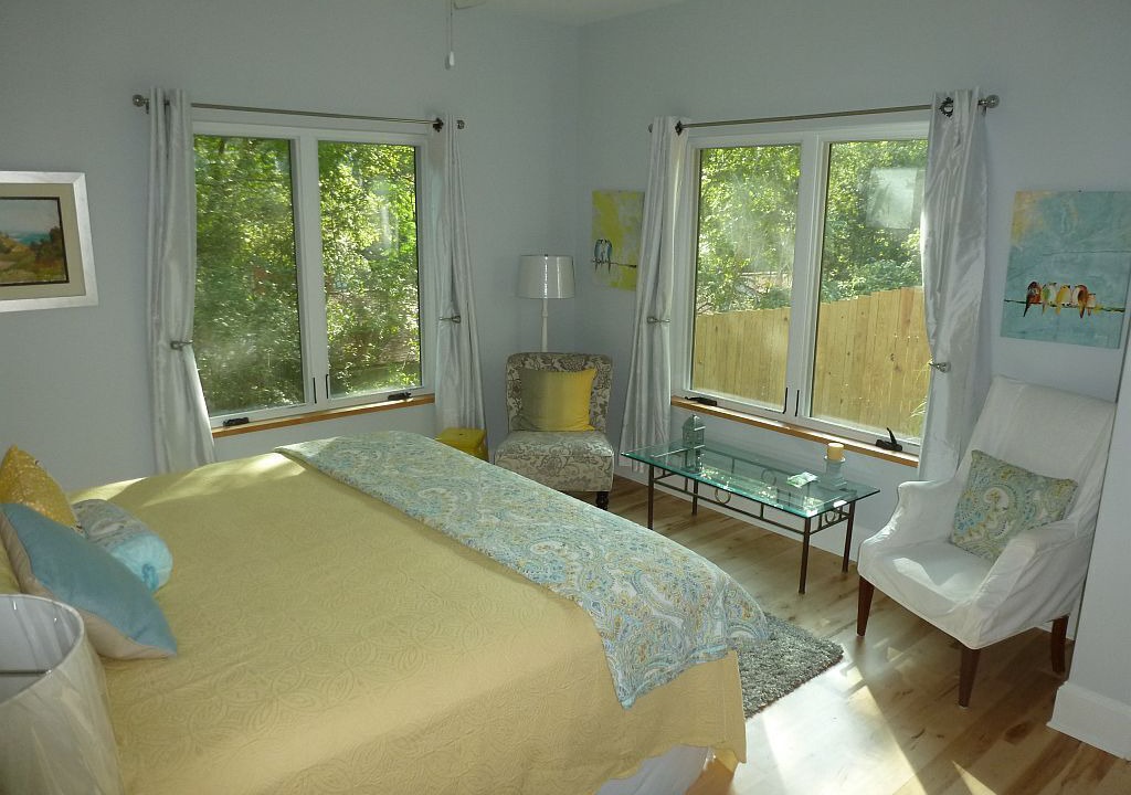 Photo of Bedroom in Asheville