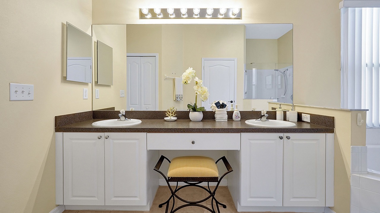 Photo of Bathroom in Tuscan Hills