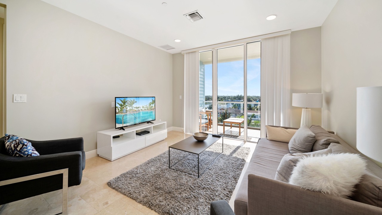 Photo of Livingroom in Deerfield Beach