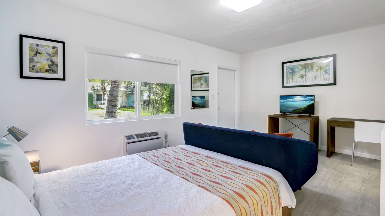 Photo of Bedroom in El Portal