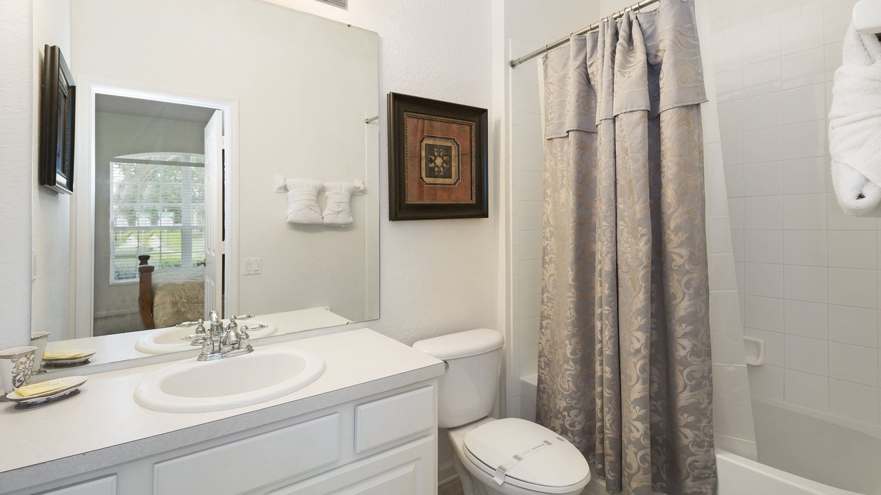 Photo of Bathroom in Windsor Hills