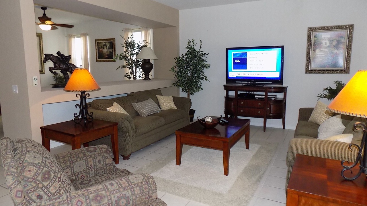 Photo of Livingroom in Davenport