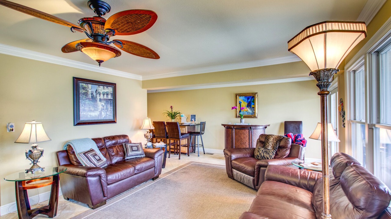 Photo of Livingroom in Pensacola Beach