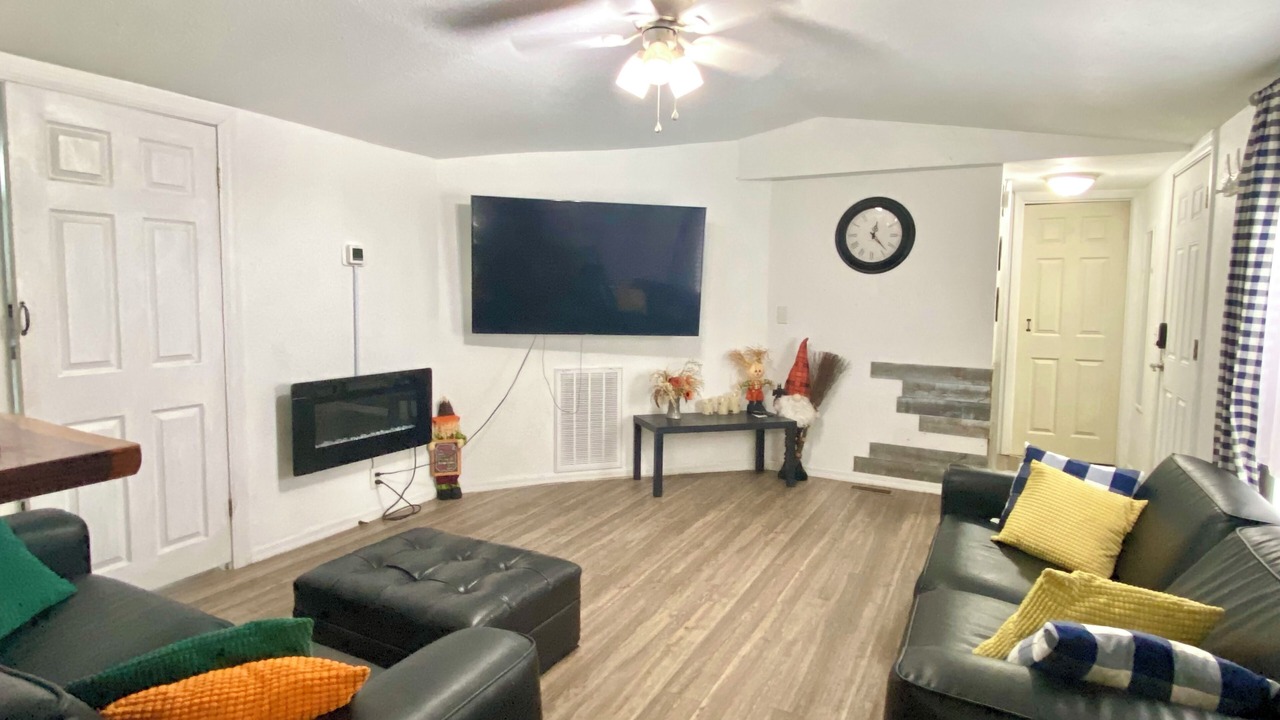 Photo of Livingroom in Fort White