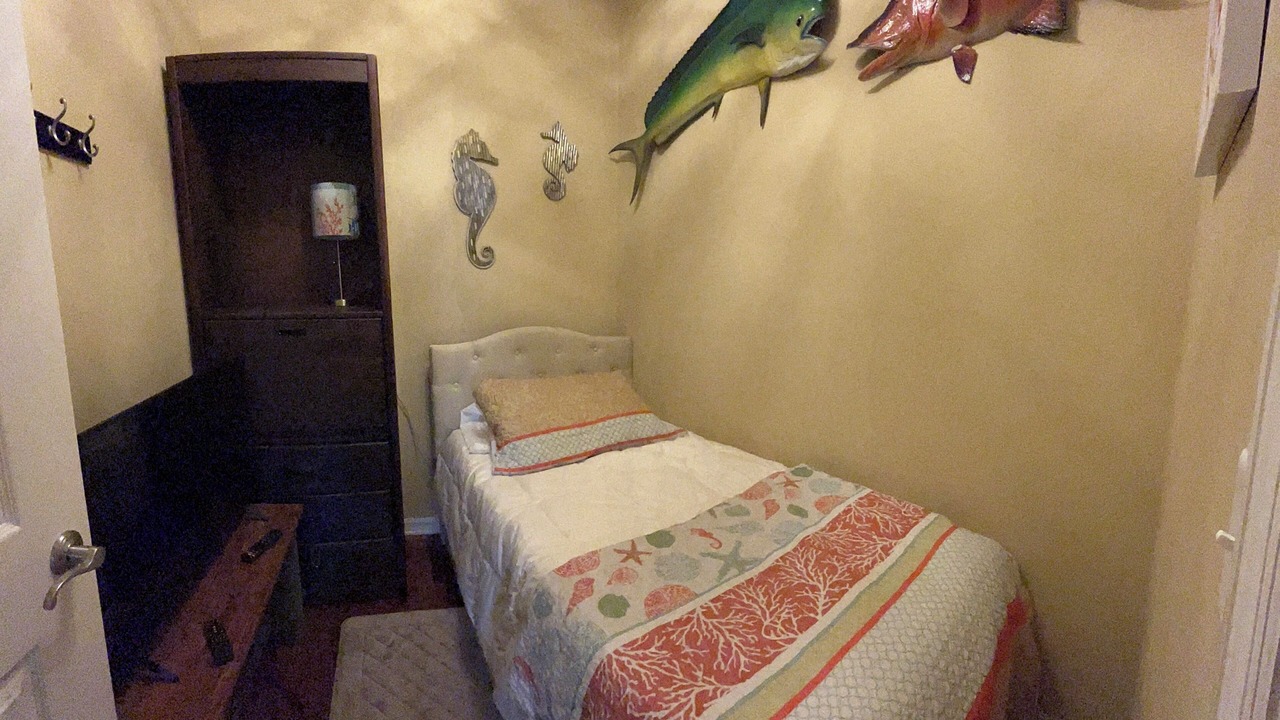 Photo of Bedroom in Suwannee