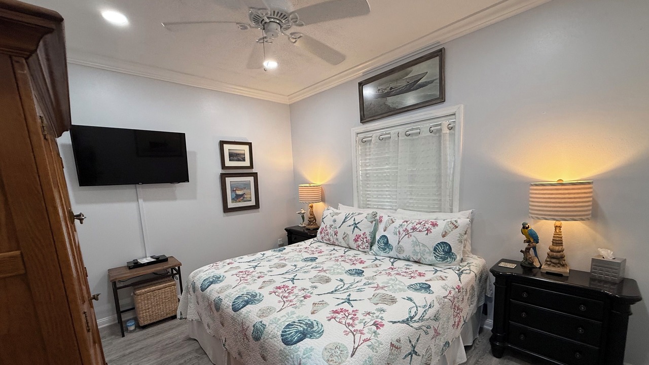 Photo of Bedroom in Pensacola Beach