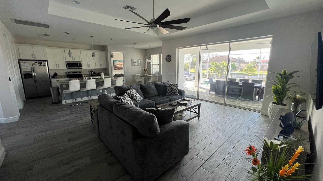 Photo of Livingroom in Trafalgar