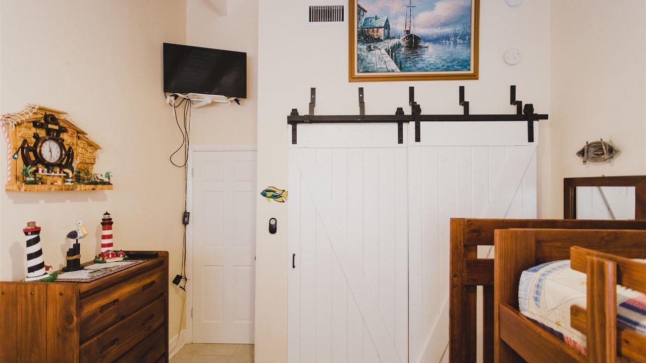 Photo of Bedroom in Marathon