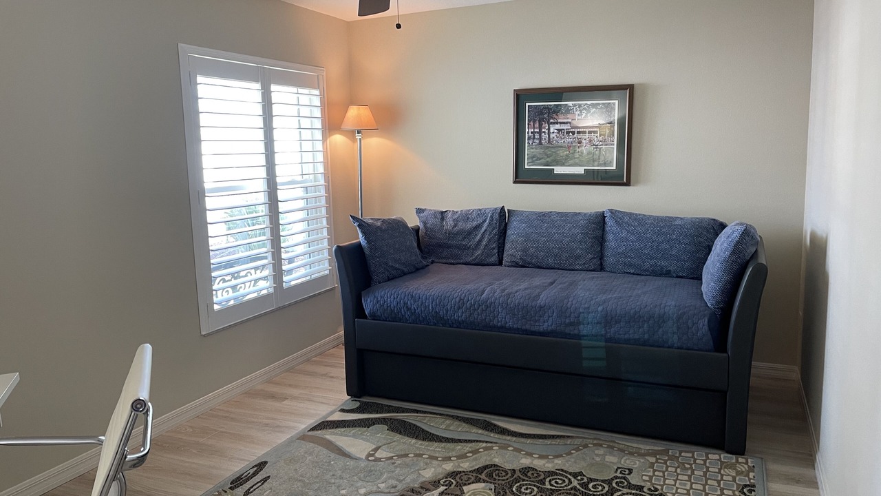 Photo of Livingroom in Springdale
