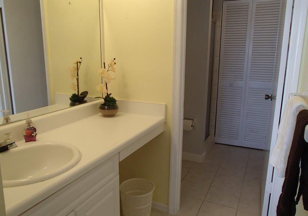 Photo of Bathroom in Hutchinson Island South