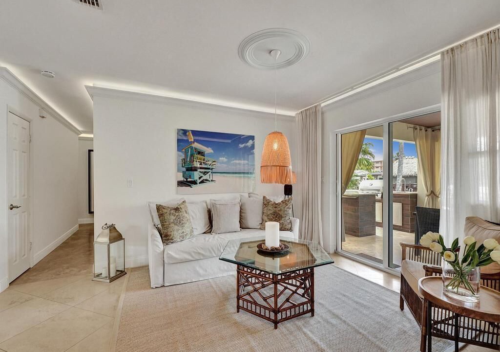 Photo of Livingroom in Bel Air