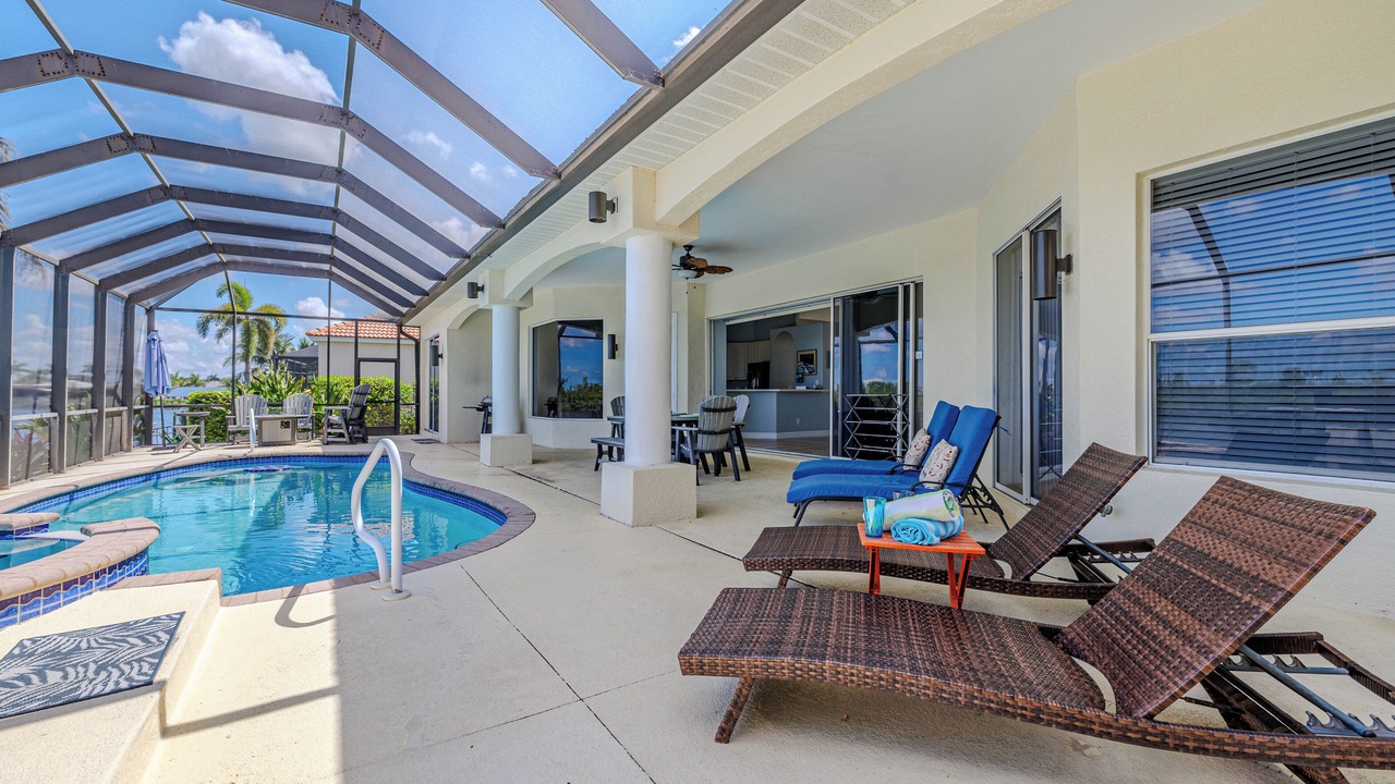 Photo of Outdoor in Pelican