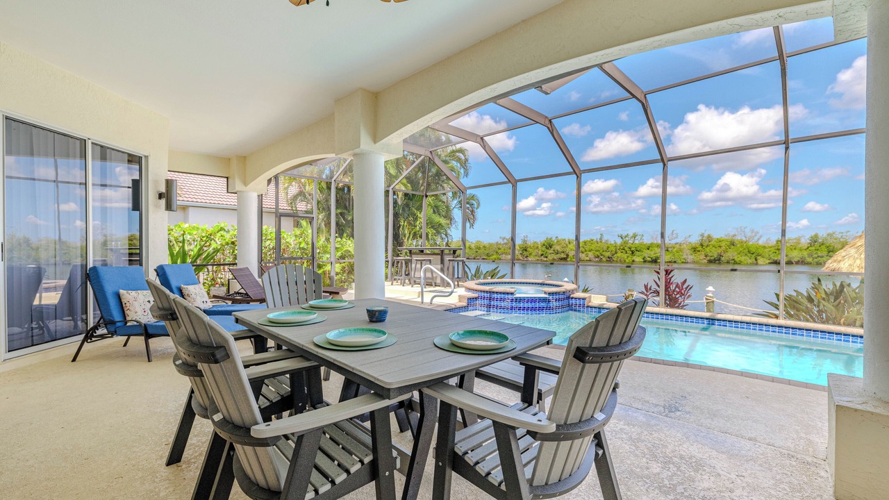 Photo of Outdoor in Pelican