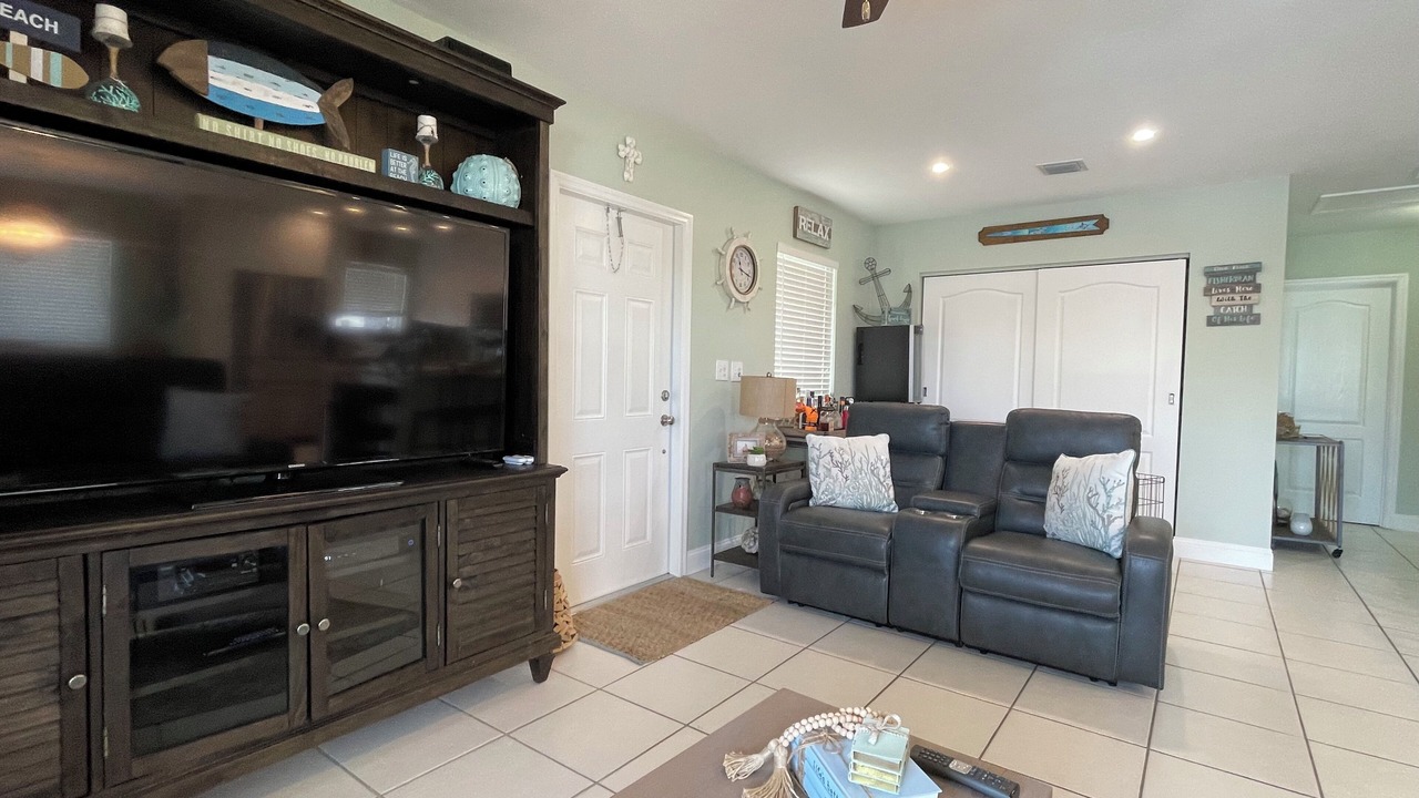 Photo of Livingroom in Islamorada