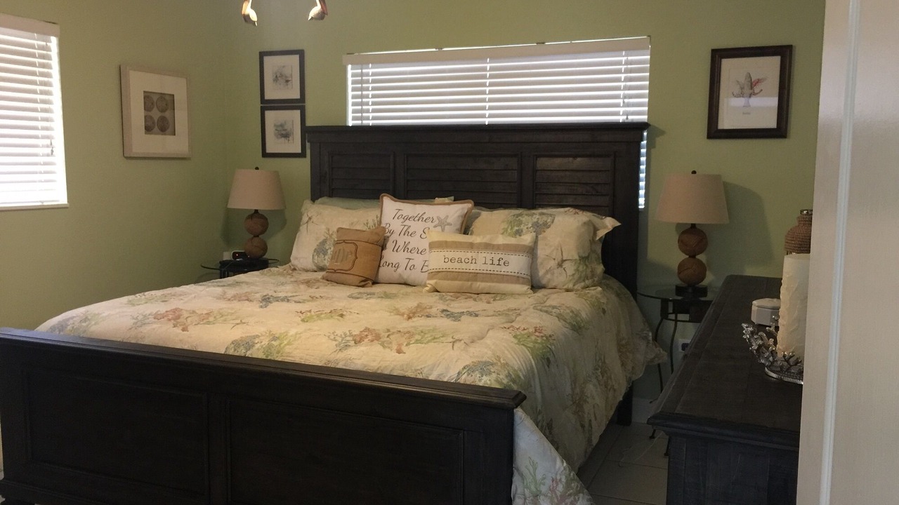 Photo of Bedroom in Islamorada
