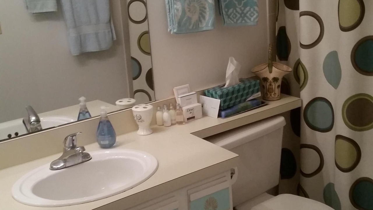 Photo of Bathroom in Suntree
