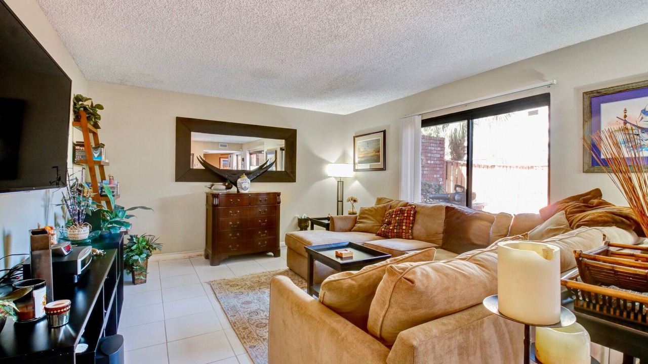 Photo of Bedroom in Jupiter One