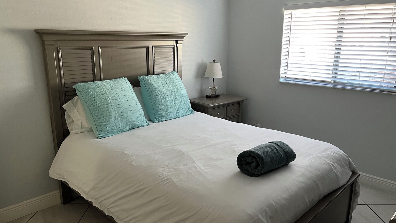 Photo of Bedroom in Naples Park