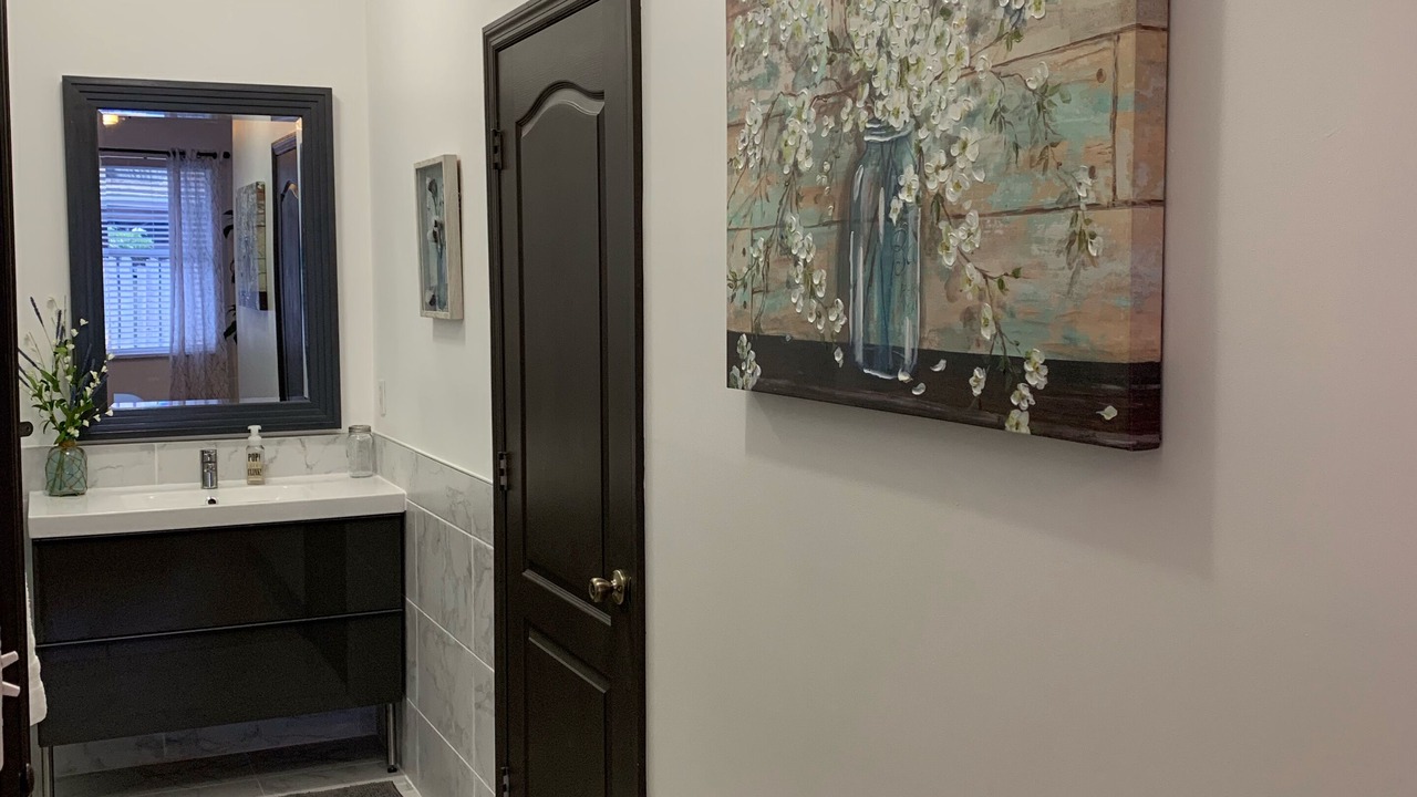 Photo of Bathroom in Ludlam