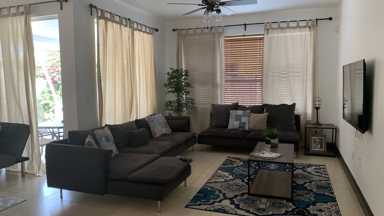 Photo of Bedroom in Ludlam