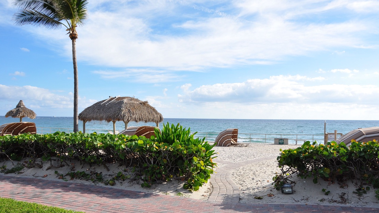 Photo of Outdoor in Hillsboro Beach