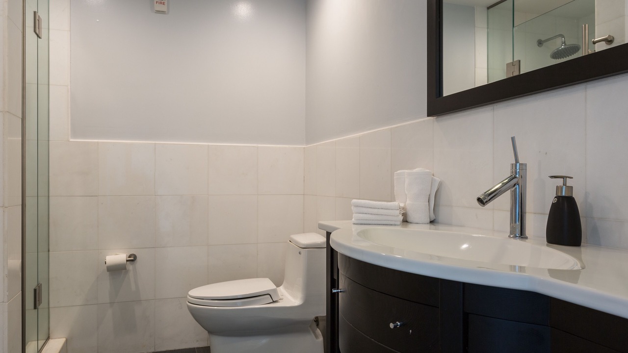 Photo of Bathroom in South Pointe