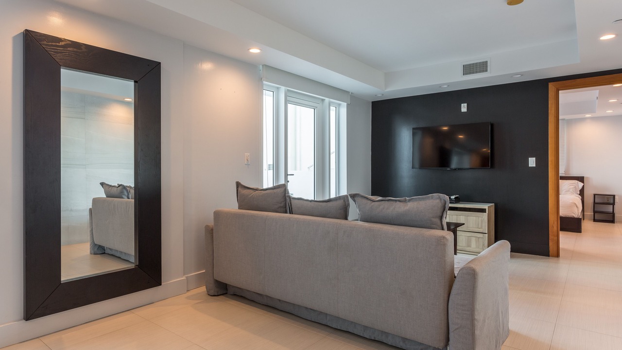 Photo of Livingroom in South Pointe