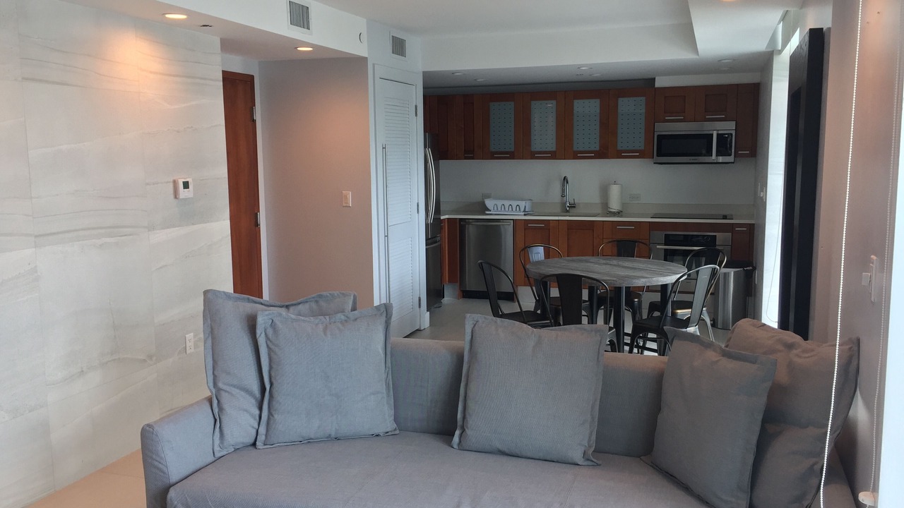 Photo of Livingroom in South Pointe
