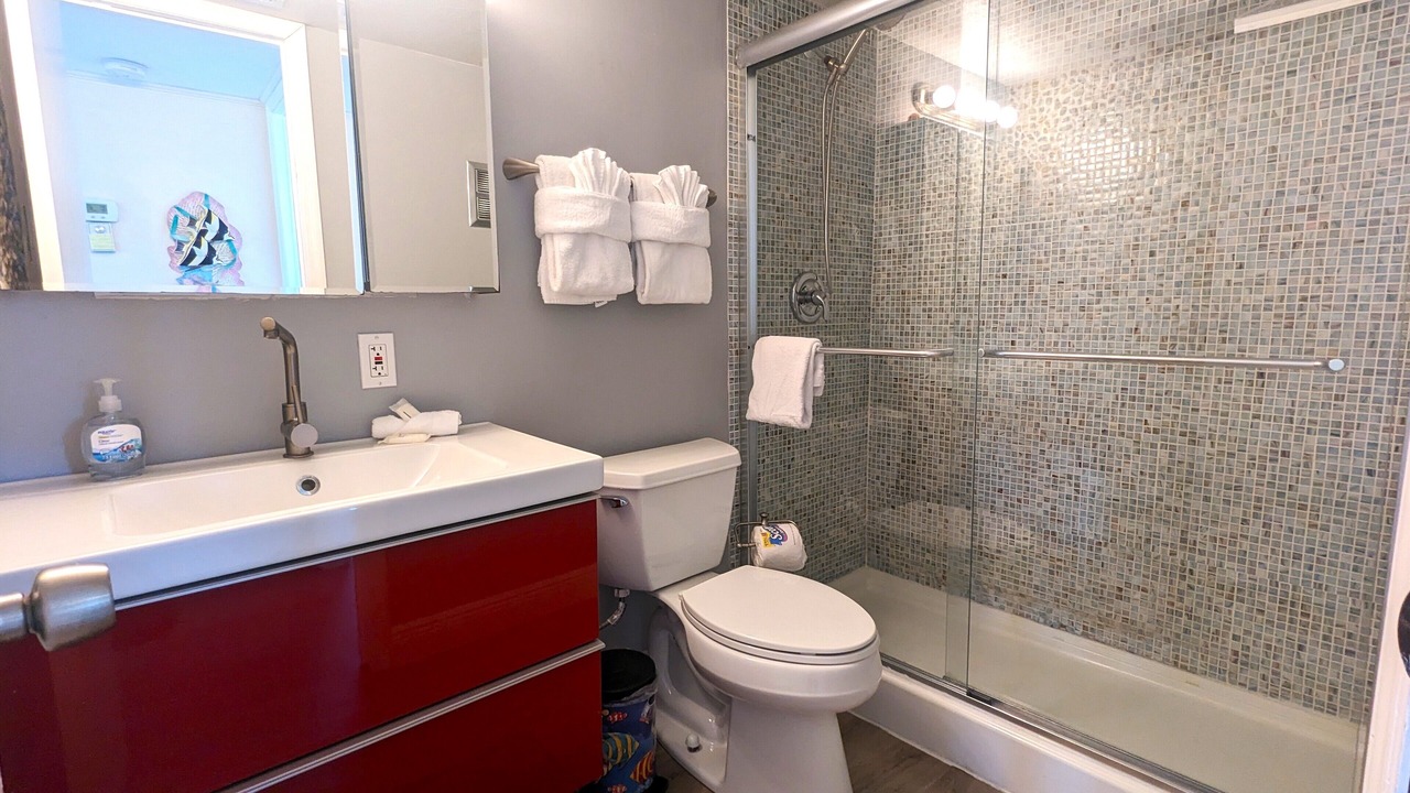 Photo of Bathroom in Mid Island