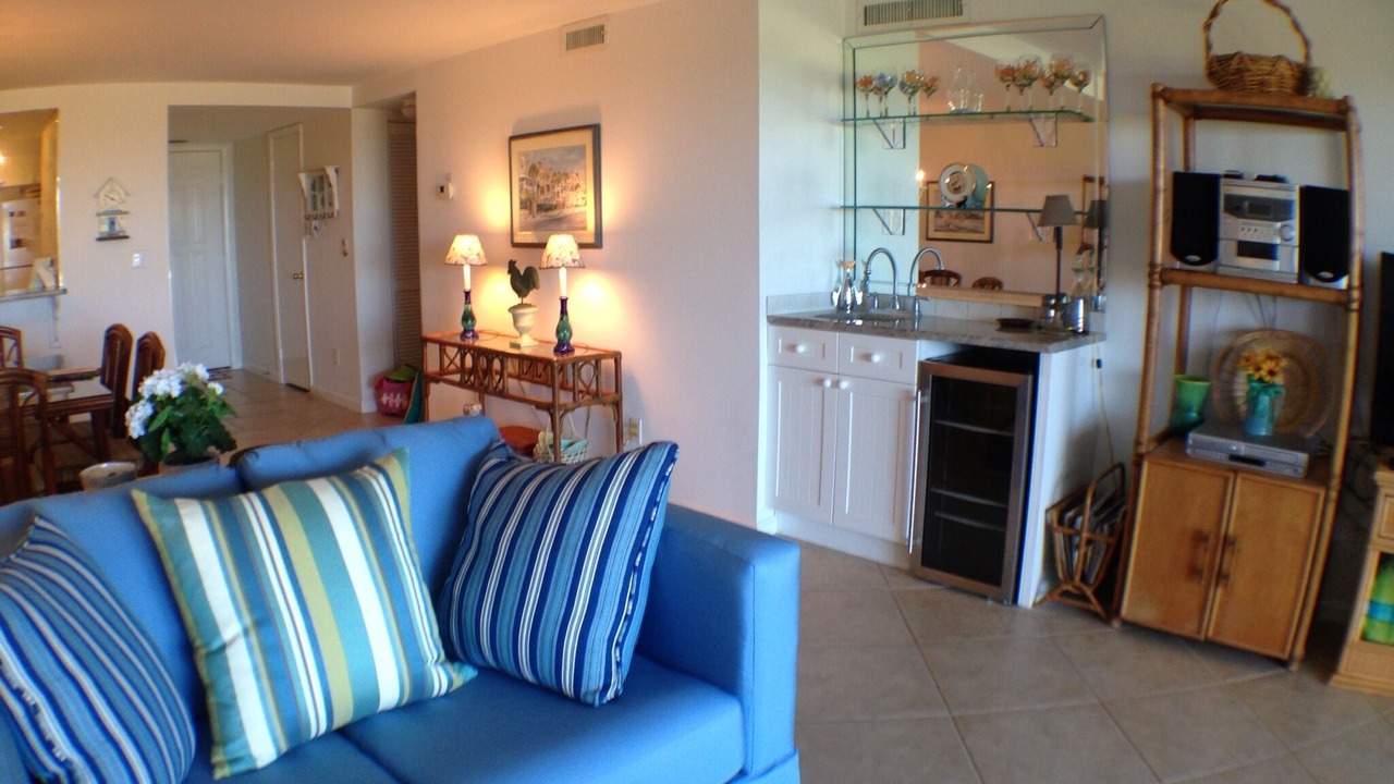 Photo of Livingroom in Butler Beach