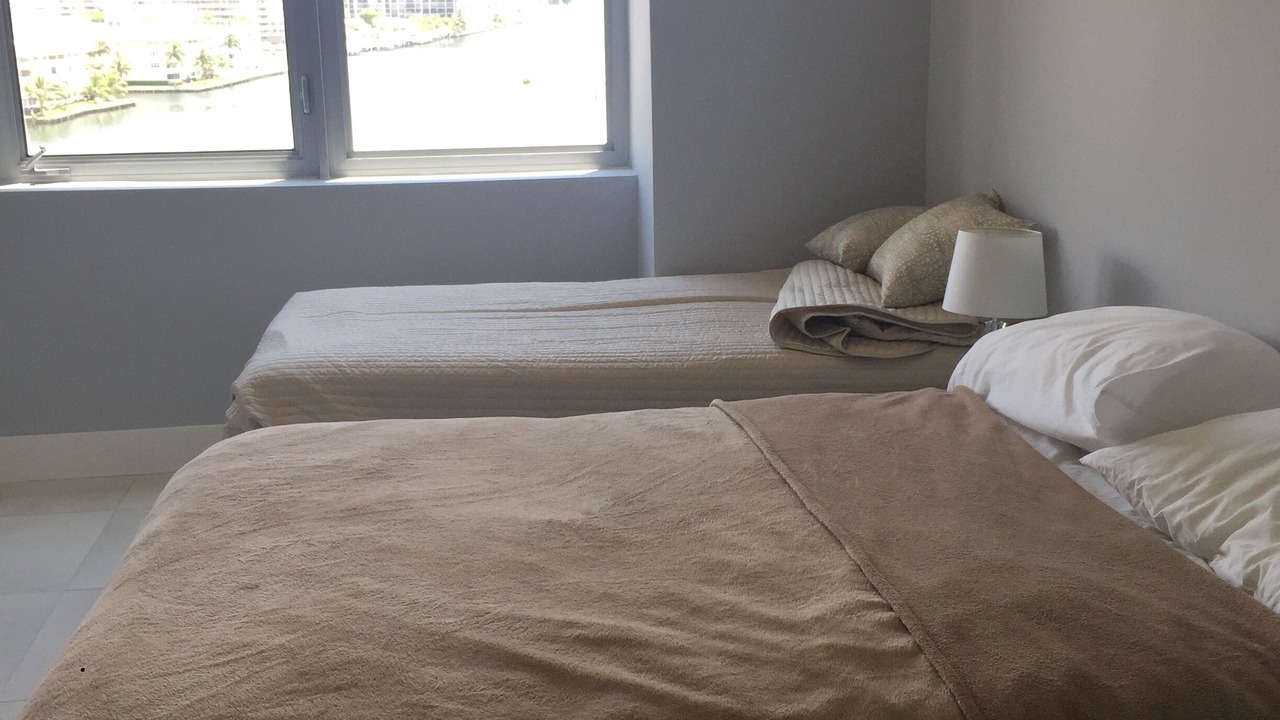 Photo of Bedroom in Hallandale Beach