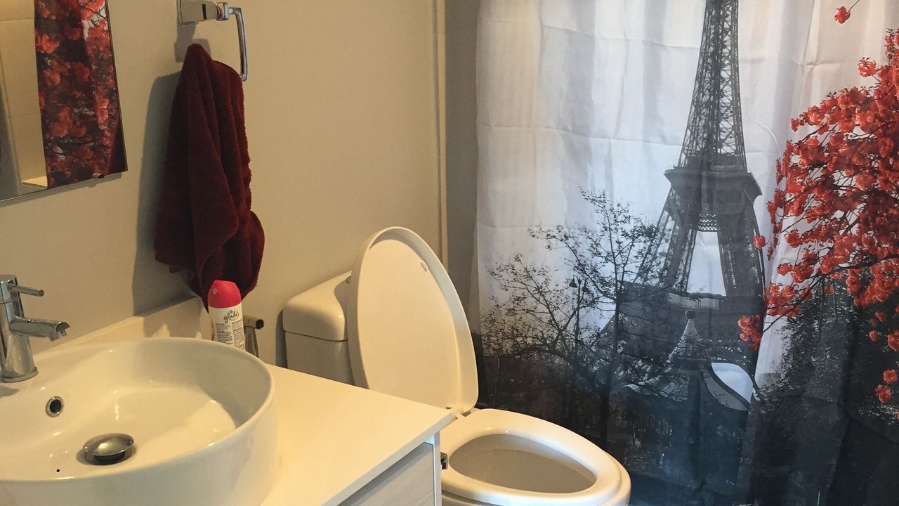 Photo of Bathroom in Hallandale Beach