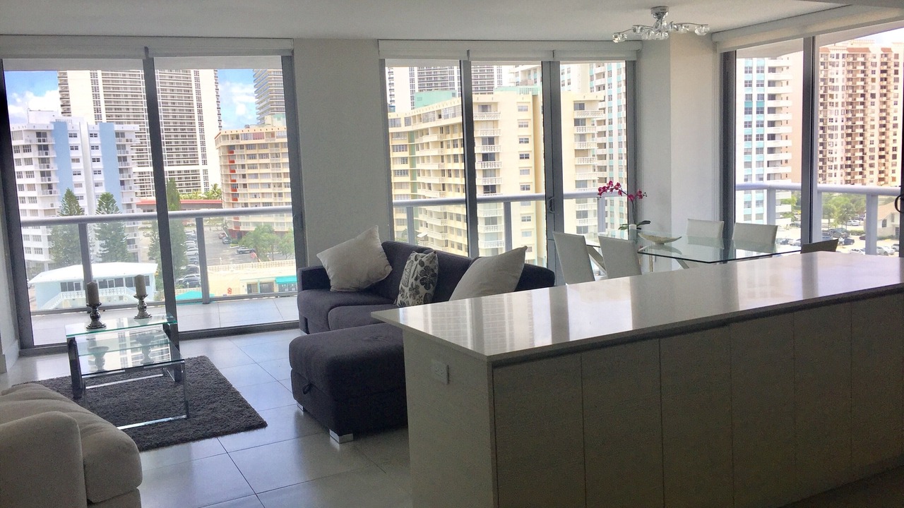 Photo of Livingroom in Hallandale Beach