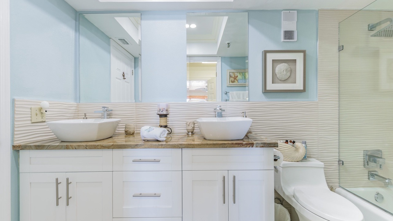 Photo of Bathroom in Indian Shores