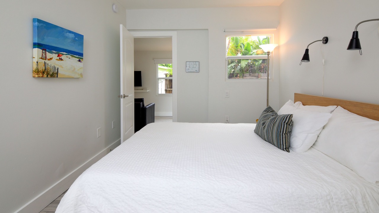 Photo of Bedroom in Harbordale