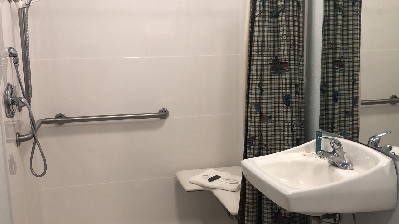 Photo of Bathroom in Fedhaven