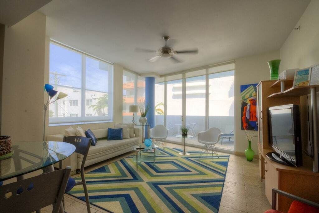 Photo of Patio Balcony in South of Fifth