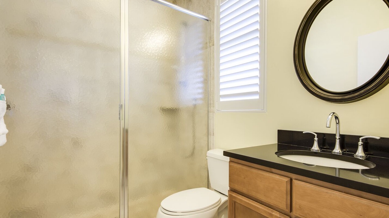 Photo of Bathroom in Hills T P