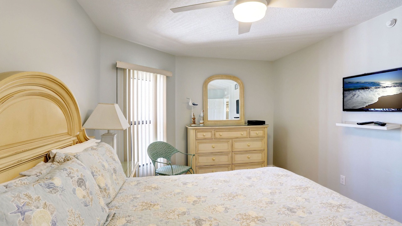 Photo of Bedroom in North Redington Beach