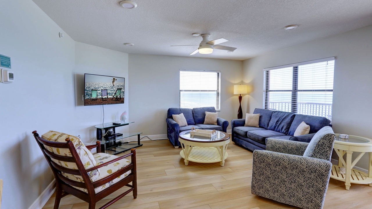 Photo of Livingroom in North Redington Beach