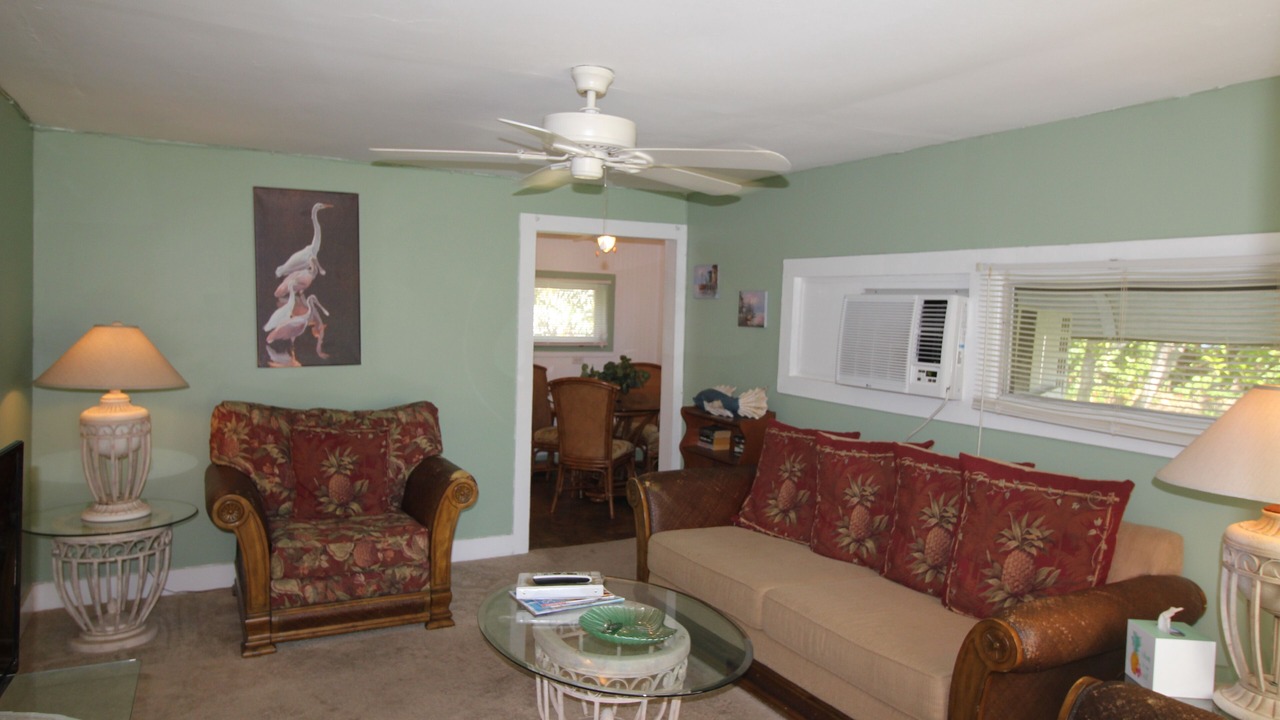 Photo of Livingroom in St. Lucie Village