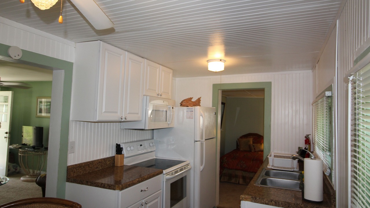 Photo of Bedroom in St. Lucie Village