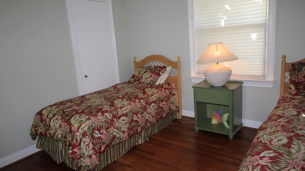 Photo of Bedroom in St. Lucie Village