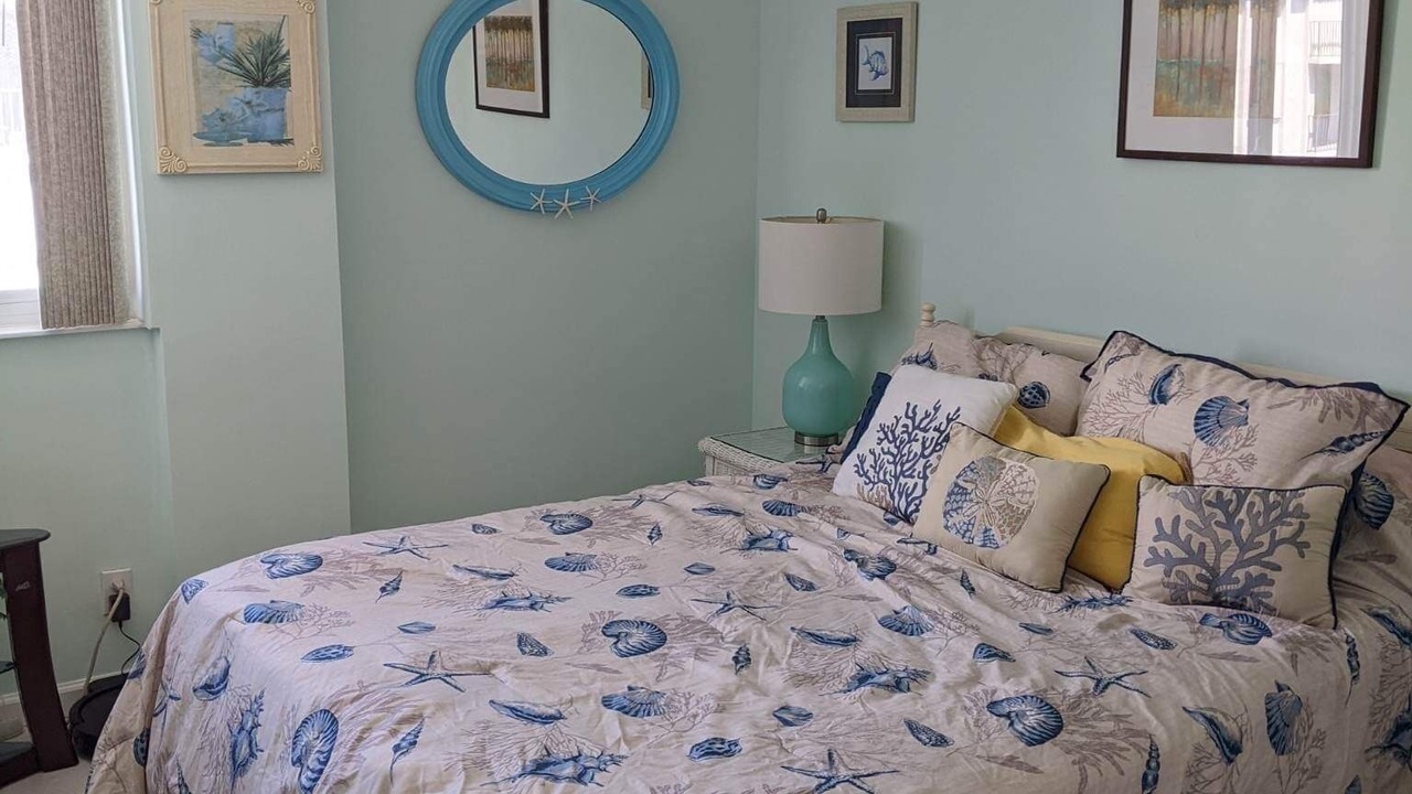 Photo of Bedroom in Palm Beach Shores