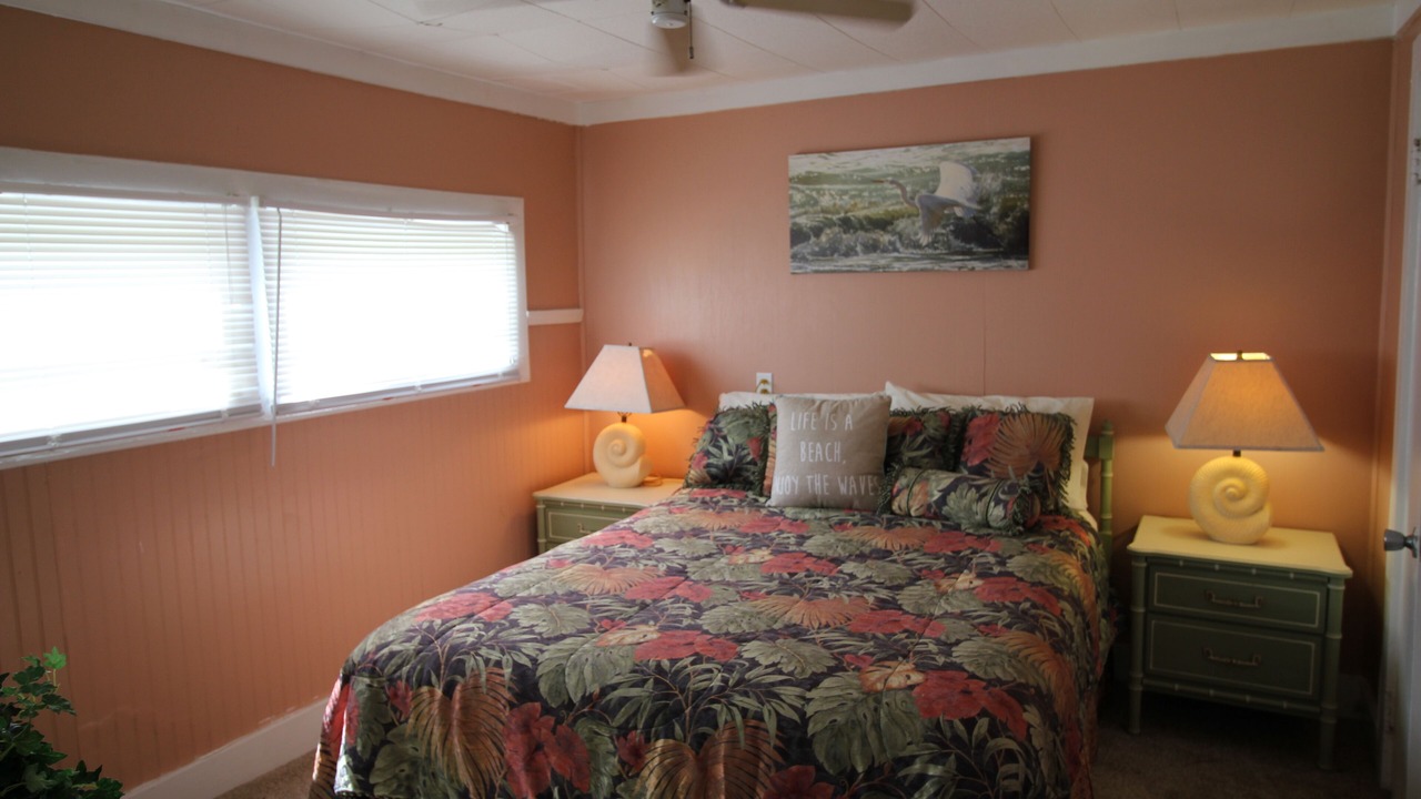 Photo of Bedroom in St. Lucie Village