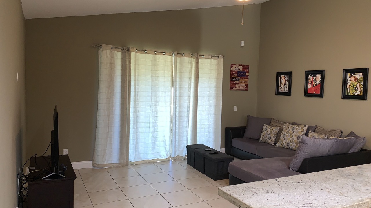 Photo of Livingroom in Pembroke Pines
