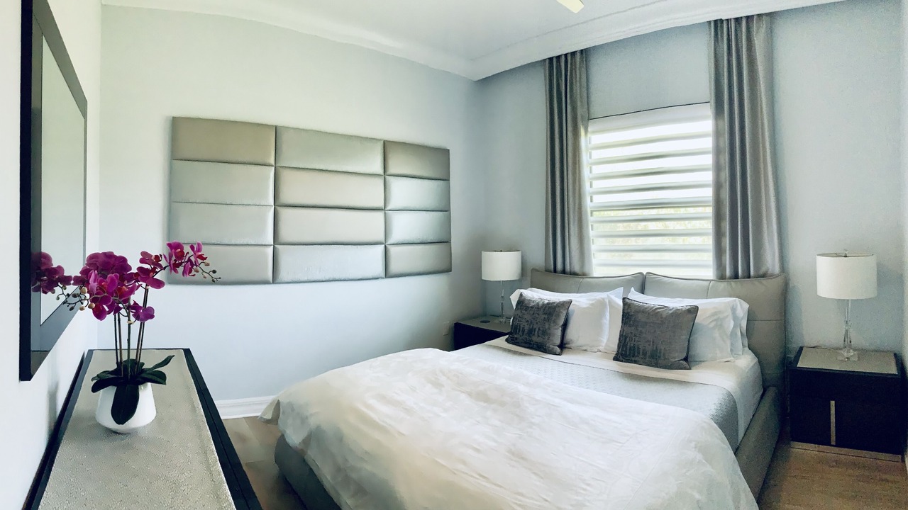 Photo of Bedroom in Naples