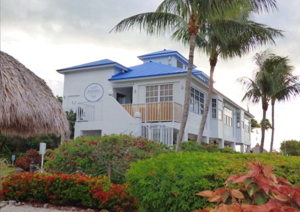 Photo of Others in Tavernier